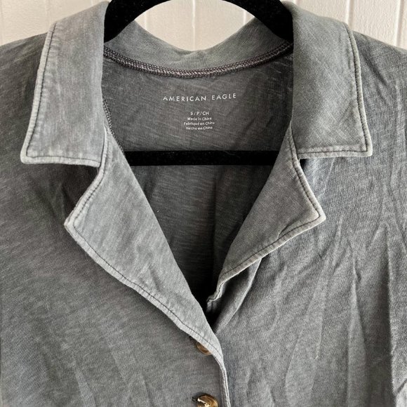 American Eagle Collared Button-Down Shirt - Picture 4 of 4